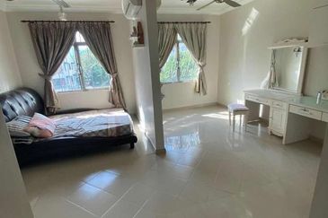 Bukit Dumbar Villa 93