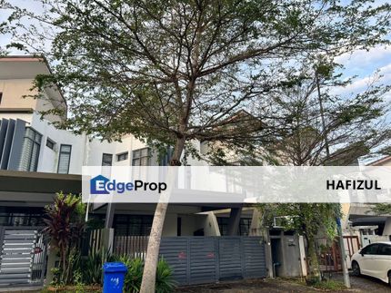 LamanGlenmarie ,Glenmarie, Selangor, double storey (angular) house for sale, Selangor, Glenmarie