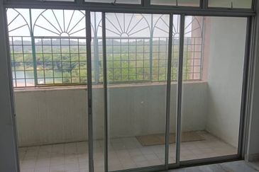 Pangsapuri Seri Cempaka (Serendah)