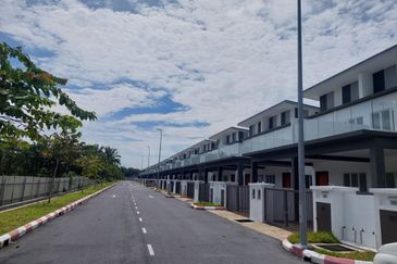 110 Residensi @Langkap