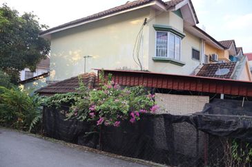 Taman Tamu Hillpark (Seksyen 4)