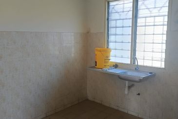 Taman Tamu Hillpark (Seksyen 4)