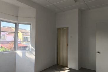 Taman Tamu Hillpark (Seksyen 4)