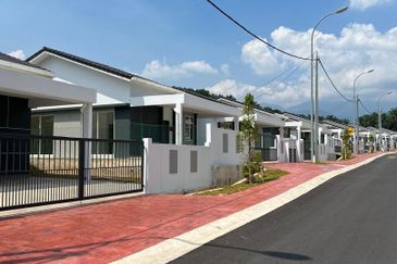 Taman Tamu Hillpark (Seksyen 4)