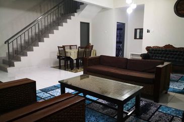 Taman Tamu Hillpark (Seksyen 4)