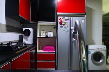 Taman Tamu Hillpark (Seksyen 4)