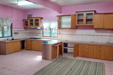 Taman Tamu Hillpark (Seksyen 4)