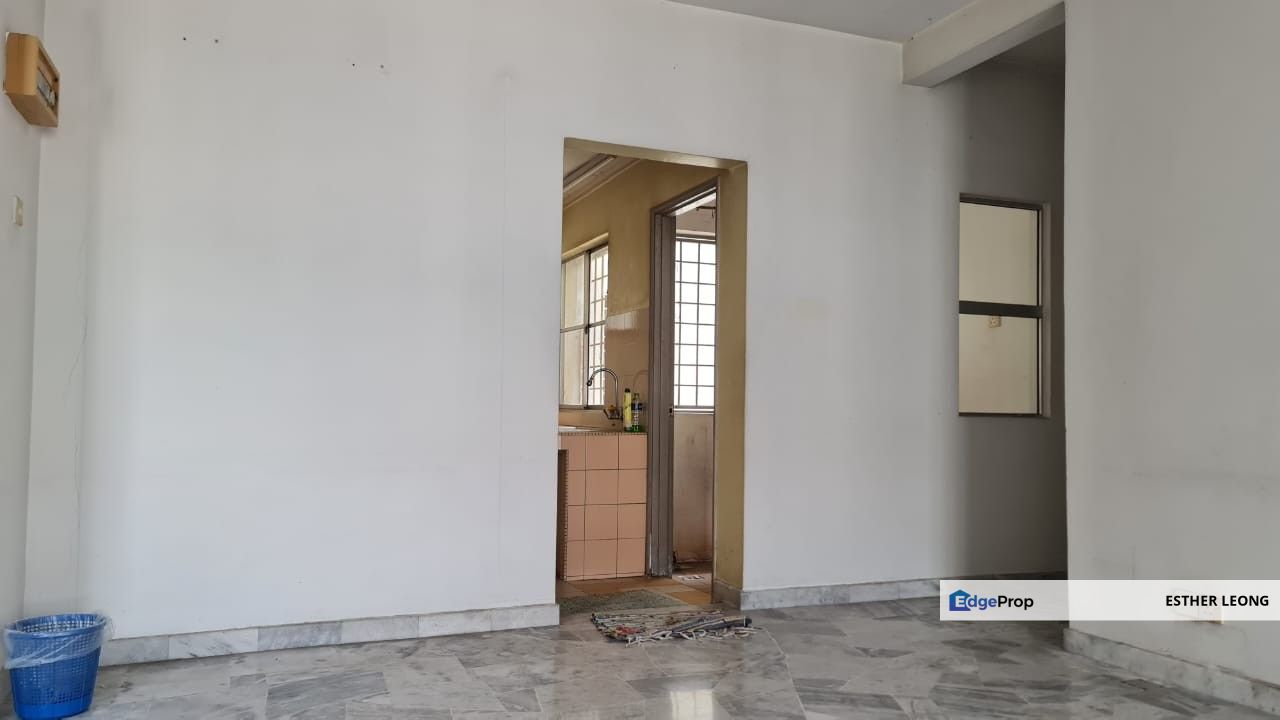 Arcadia Apartment is located in the prime area of Subang Jaya. Arcadia Apartment laid out plan very practical for daily used. , Selangor, USJ