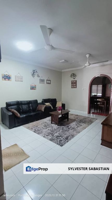 Double-Storey Link House, Taman Puchong Utama, Selangor, Puchong