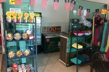 HOTEL UNTUK DIJUAL,LOKASI STRATEGIK,DEPAN PANTAI!!