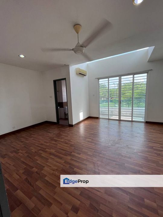 🔥 WANT TO SALE 🔥 Endlot facing Garden view, 2 storey Superlink House, Tiara East Semenyih, Selangor, Semenyih