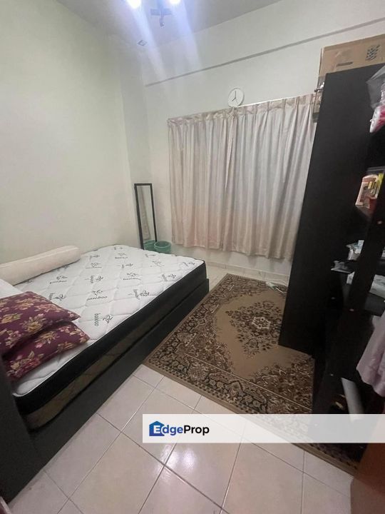 Bawah Market Value, Rumah Cantik, Hotspot, Facing swimming Pool, Selangor, Kajang