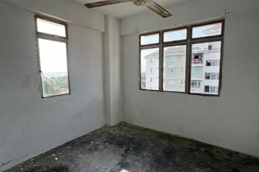 Pangsapuri Teluk Air Tawar Indah