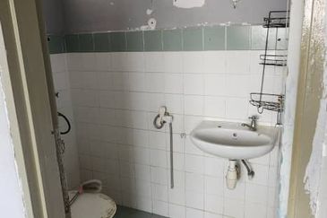 Pangsapuri Teluk Air Tawar Indah