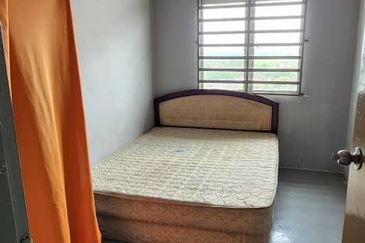 Pangsapuri Teluk Air Tawar Indah