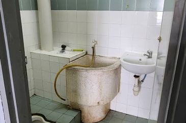 Pangsapuri Teluk Air Tawar Indah