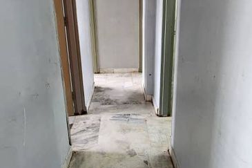 Pangsapuri Teluk Air Tawar Indah