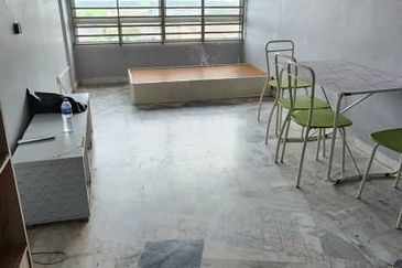 Pangsapuri Teluk Air Tawar Indah