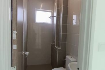 𝗧𝗔𝗠𝗔𝗡 𝗧𝗨𝗡𝗞𝗨 𝗜𝗡𝗧𝗔𝗡 𝗦𝗔𝗙𝗜𝗡𝗔𝗭 