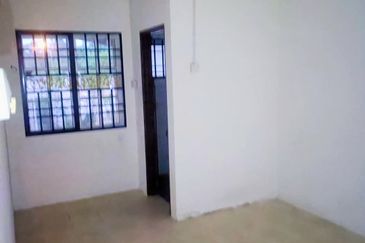 TAMAN TASEK PUTRA TRONOH