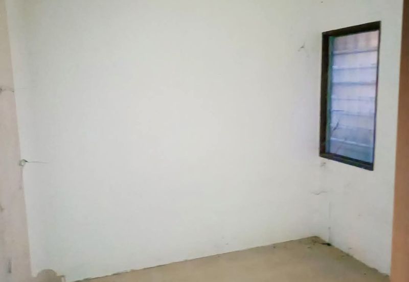 TAMAN TASEK PUTRA TRONOH