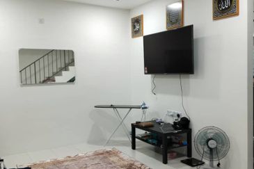 TAMAN TASEK GELUGOR UTAMA TASEK GELUGOR