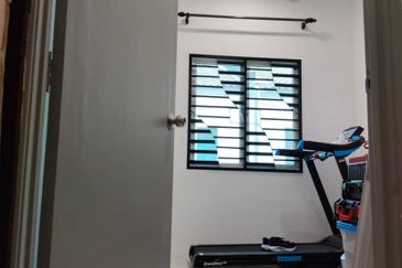 TAMAN TASEK GELUGOR UTAMA TASEK GELUGOR