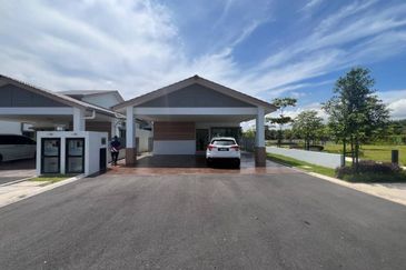 Nusa Cinta@Setia Fontaines