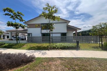 Nusa Cinta@Setia Fontaines