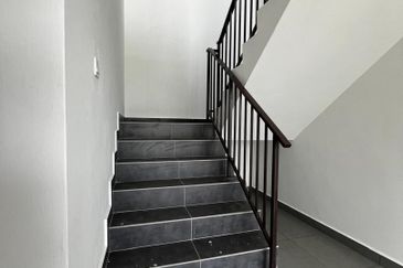 TAMAN RAFFLESIA AMPANG ALOR SETAR