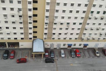 Flat Idaman Seroja Sungai, Bayan Lepas Penang