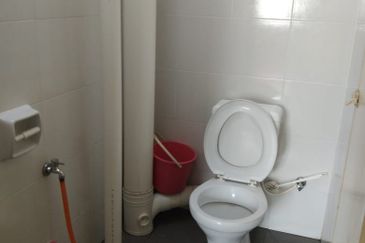 Flat Idaman Seroja Sungai, Bayan Lepas Penang