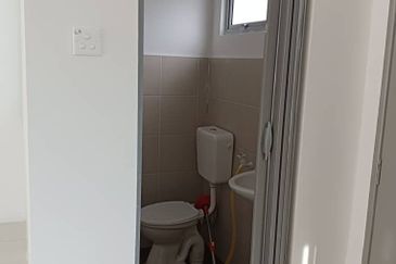 TAMAN TASEK GELUGOR UTAMA ( LILY2, FASA 2 ) 