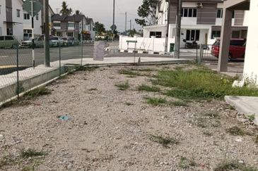 TAMAN TASEK GELUGOR UTAMA ( LILY2, FASA 2 ) 