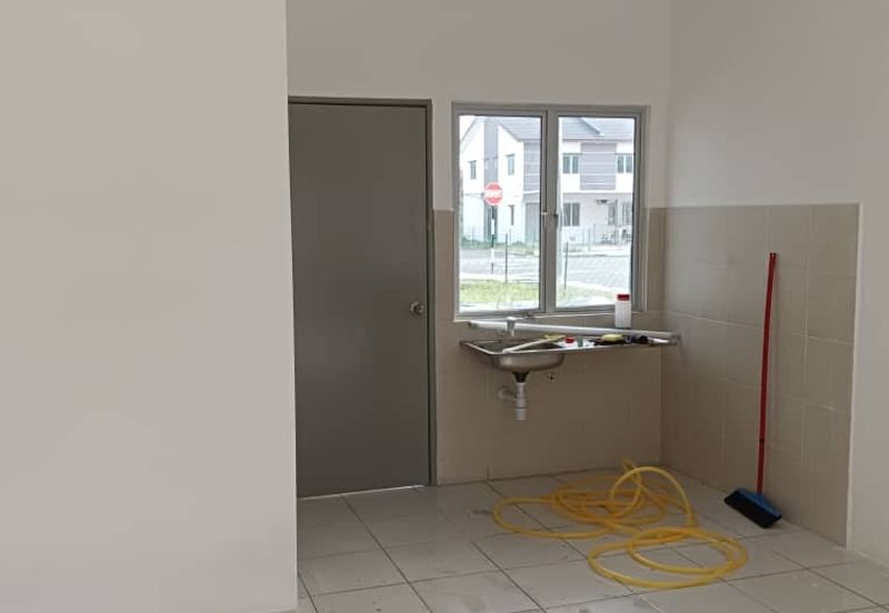 TAMAN TASEK GELUGOR UTAMA ( LILY2, FASA 2 ) 