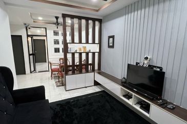 Taman Halaman Indah, Jawi