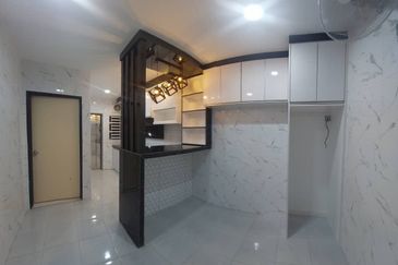 Taman Halaman Indah, Jawi