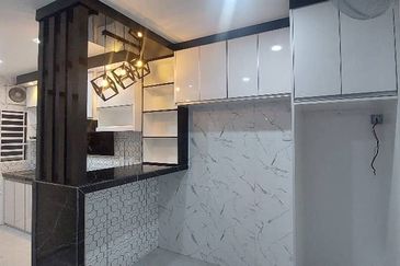 Taman Halaman Indah, Jawi