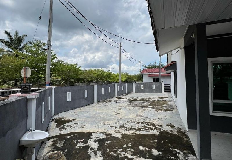 Taman Halaman Indah, Jawi