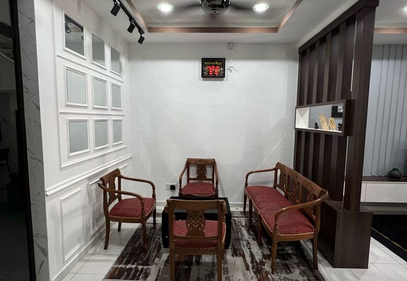 Taman Halaman Indah, Jawi