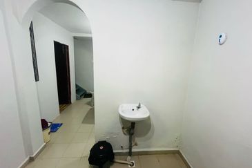 LORONG NIPAH, BAYAN LEPAS, PULAU PINANG 