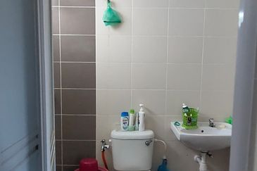 Type Azelia 2 Corner Lot Bukit Banyan sg.petani