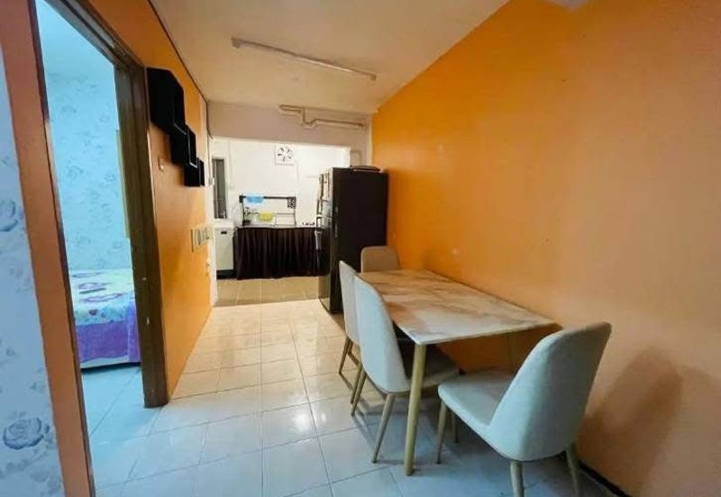 BANDAR CASSIA (CREASCENTIA)