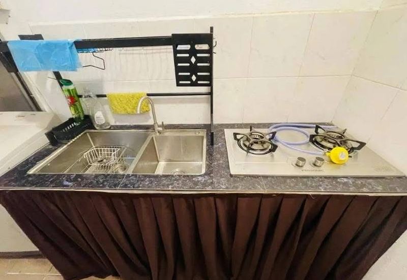 BANDAR CASSIA (CREASCENTIA)