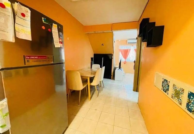 BANDAR CASSIA (CREASCENTIA)