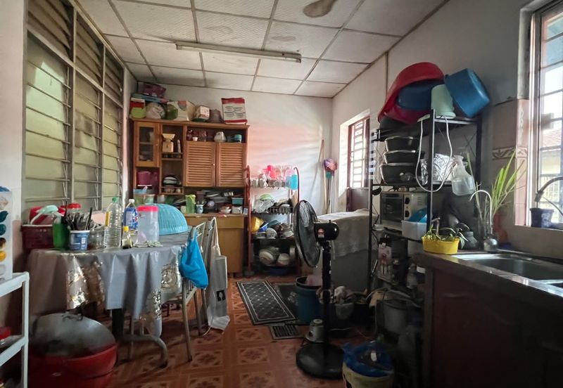 Taman Desa Seri Emas