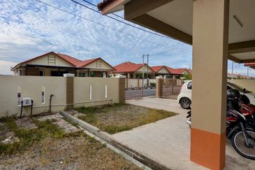 TAMAN SADERI SIMPANG EMPAT, KANGKONG ALOR SETAR