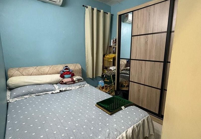 TAMAN ABDULLAH FAHIM KEPALA BATAS