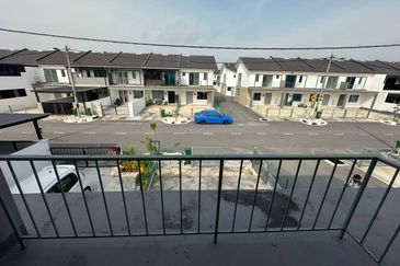 TAMAN TASEK GELUGOR UTAMA