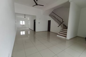 BUKIT BANYAN ( AMARYN  2 ) SUNGAI PETANI KEDAH